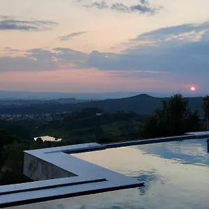**** Hotel Chateau Fasel Albanië