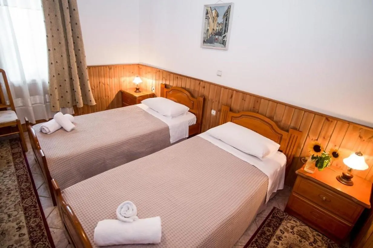 Hotel Kalemi Gjirokastër