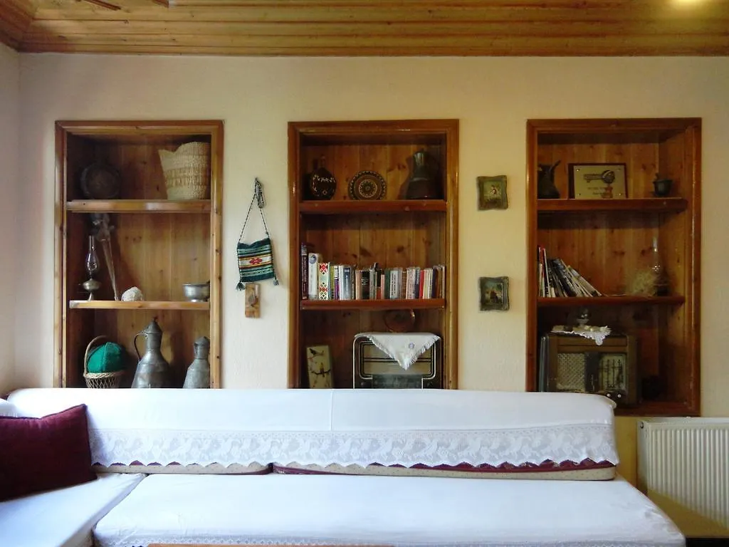 Hotel Kalemi Gjirokaster 3*,